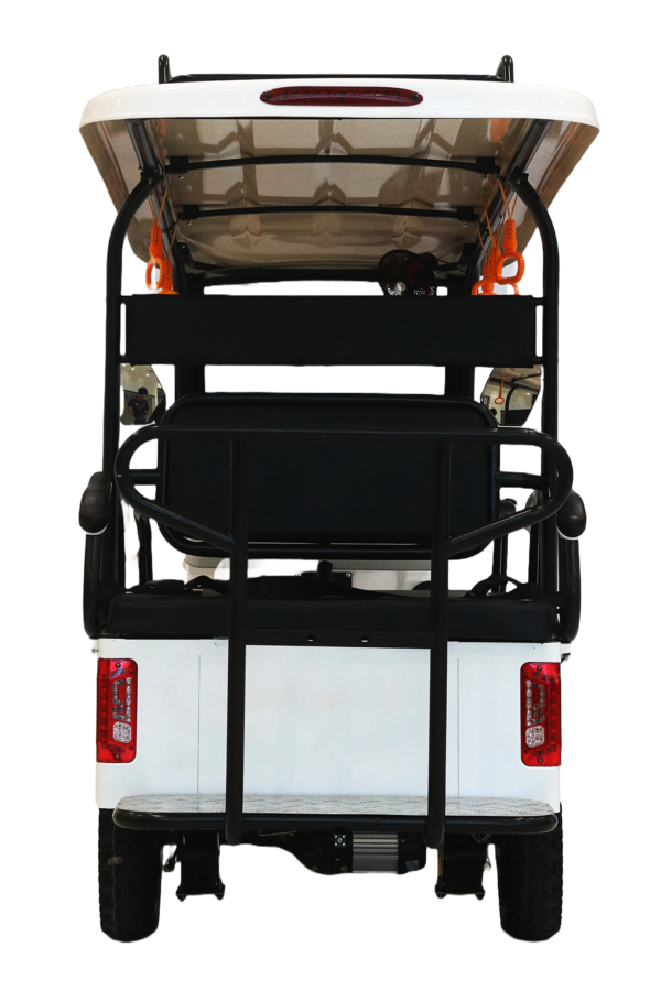 Model H17 (4+2 Seater) Golf Car Buggy in White, featuring a 6-passenger capacity, 1500W motor, hydraulic suspension, and 30-40 km range.
